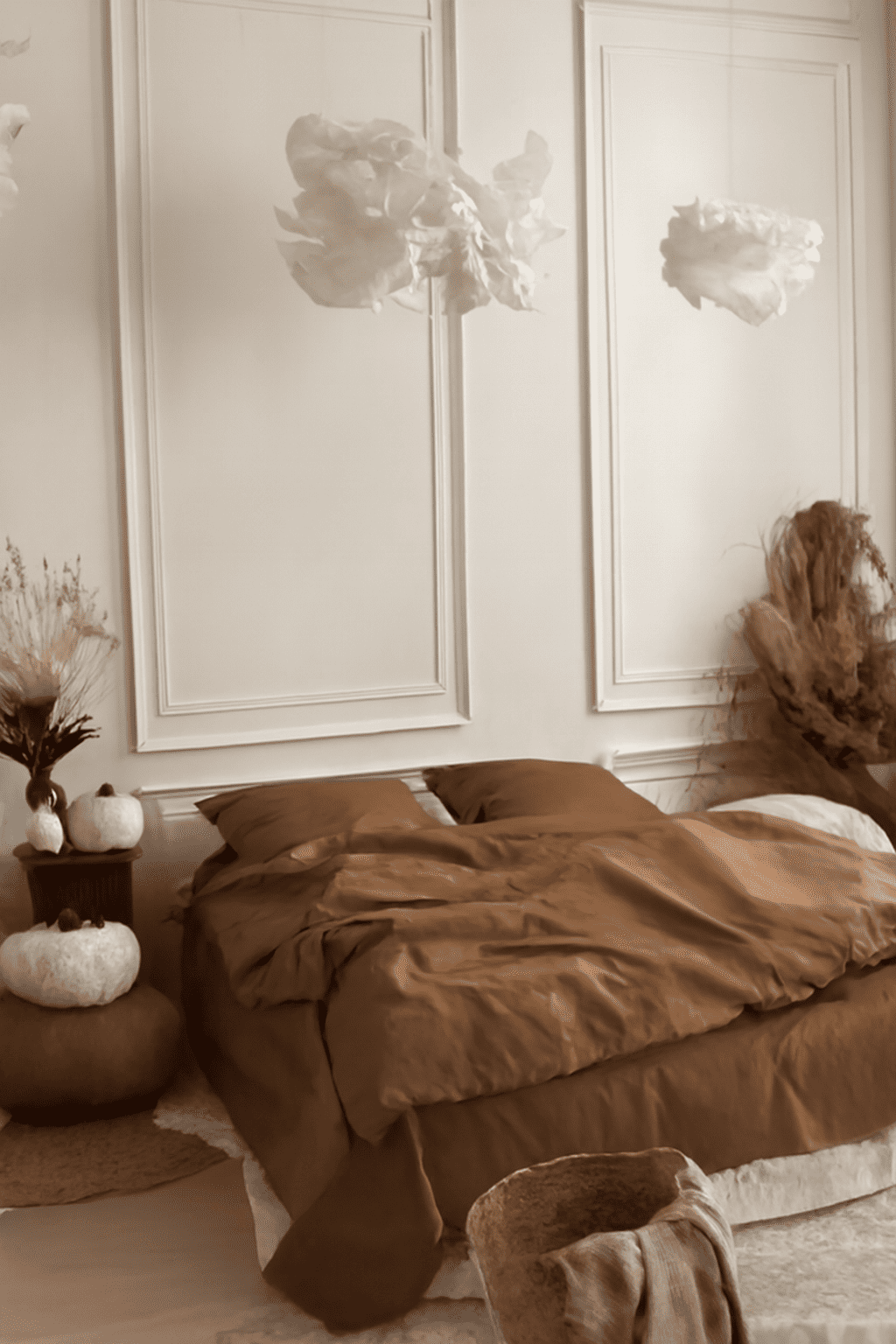 Світло-бежевий